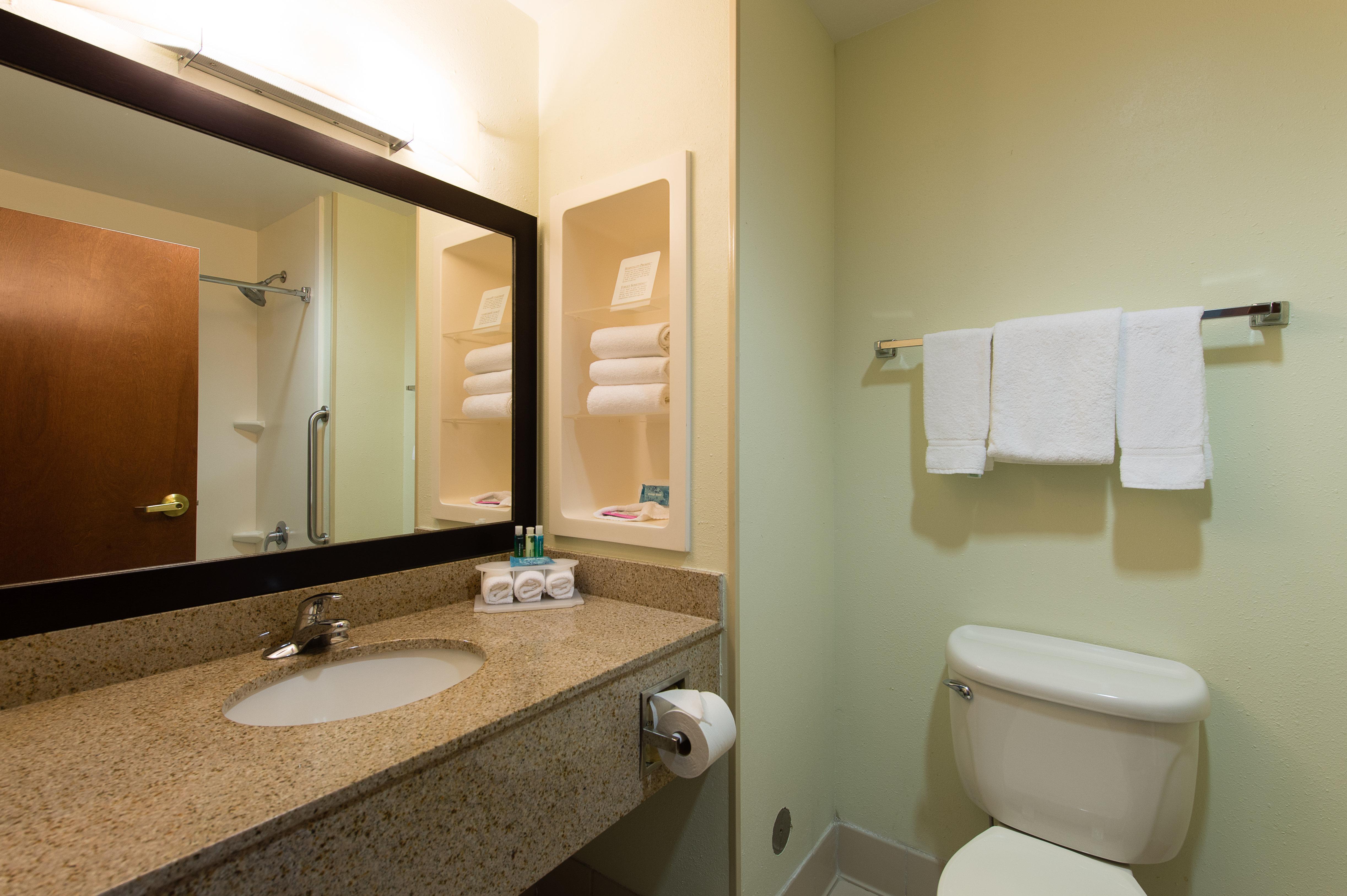 Holiday Inn Express & Suites Walterboro By Ihg Bagian luar foto
