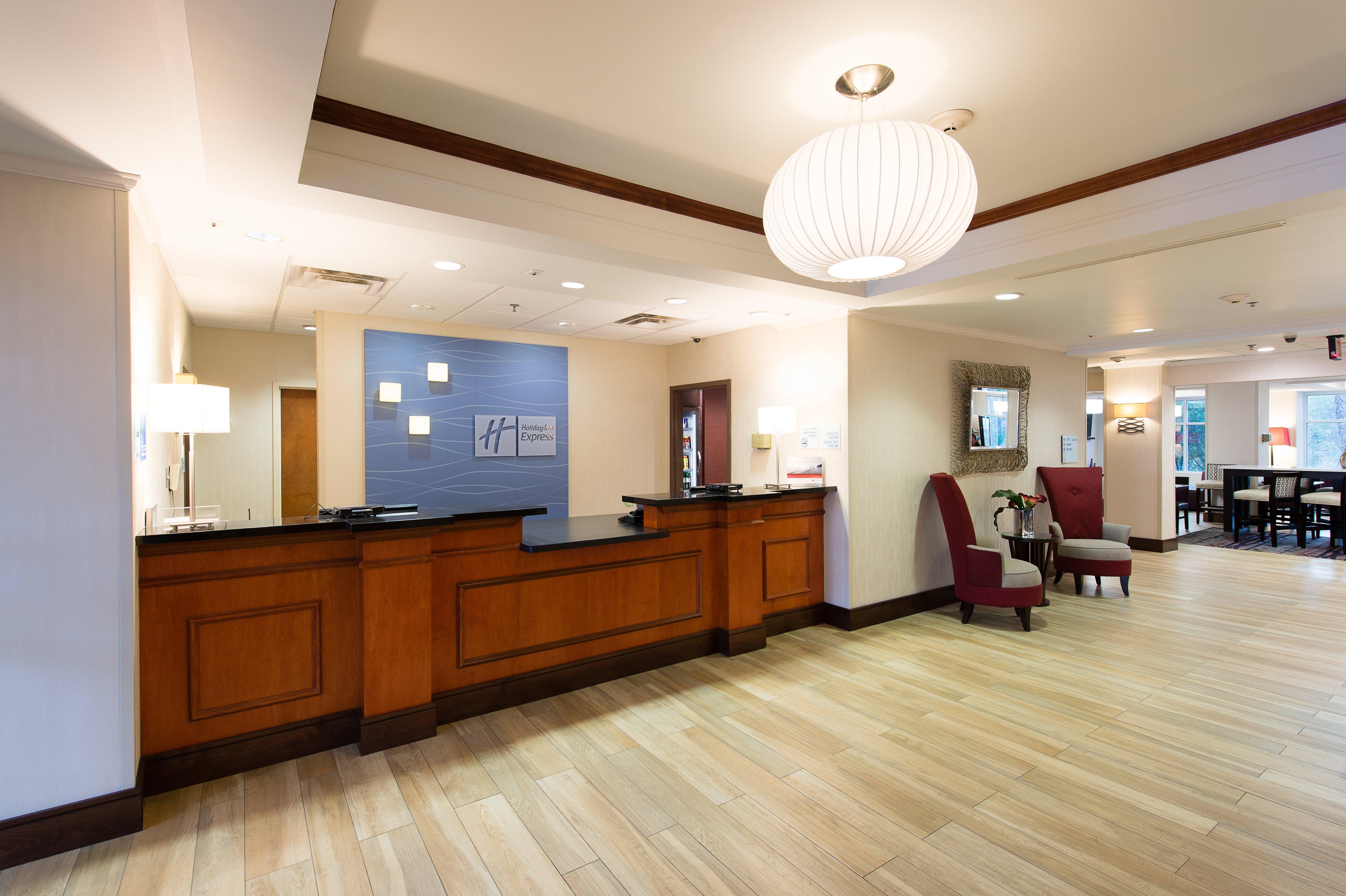 Holiday Inn Express & Suites Walterboro By Ihg Bagian luar foto