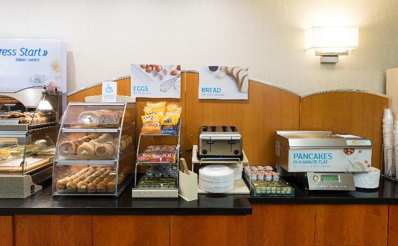 Holiday Inn Express & Suites Walterboro By Ihg Bagian luar foto